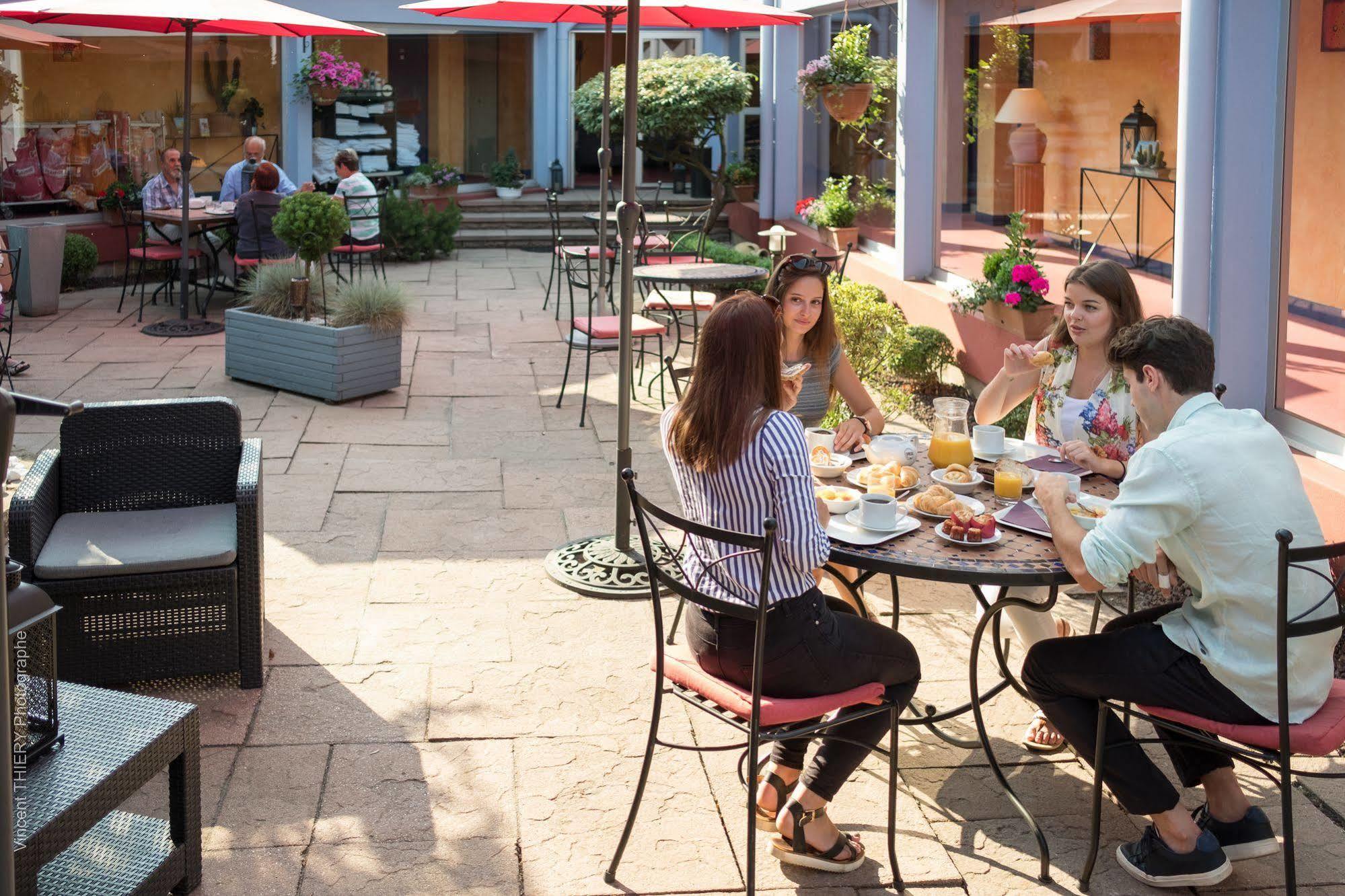 Logis Hotel Atrium Epinal Golbey Chavelot 外观 照片