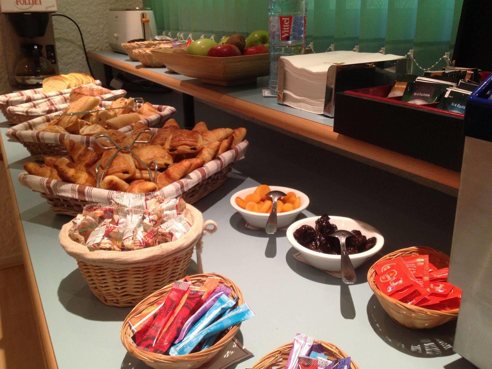 Logis Hotel Atrium Epinal Golbey Chavelot 外观 照片
