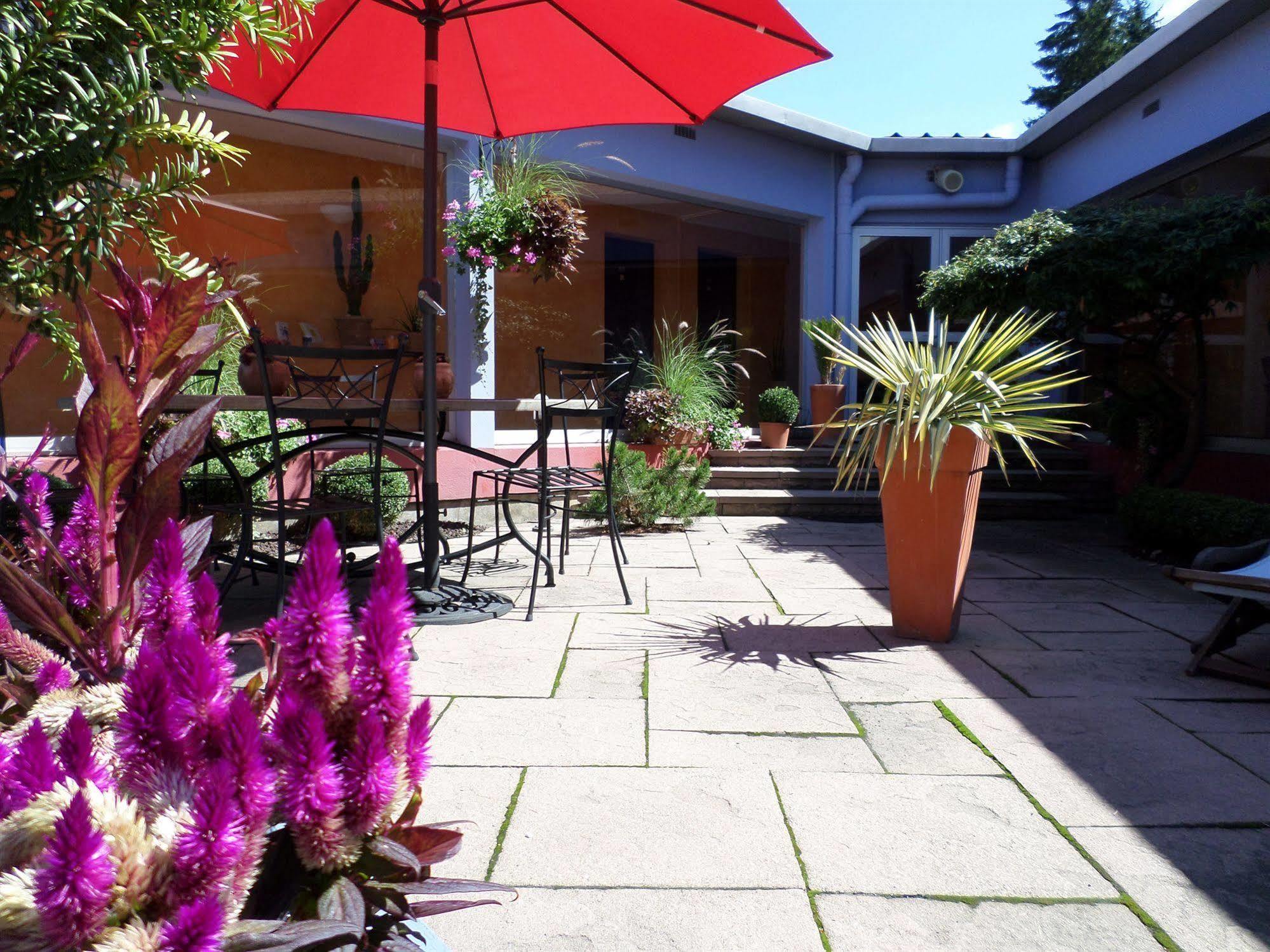 Logis Hotel Atrium Epinal Golbey Chavelot 外观 照片
