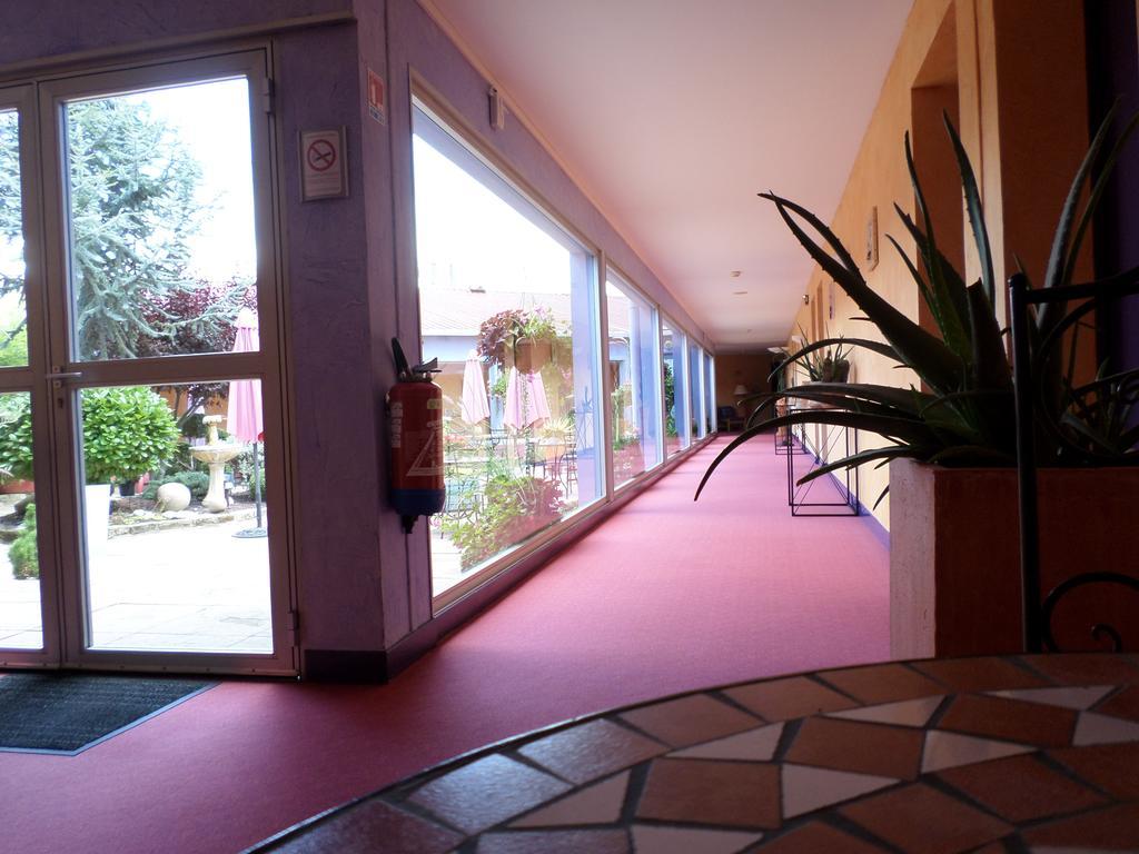 Logis Hotel Atrium Epinal Golbey Chavelot 外观 照片